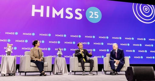 President & CEO Hal Wolf with Dr.Seung Woo Park and Dr. Meong Hi Son, Samsung Medical Center