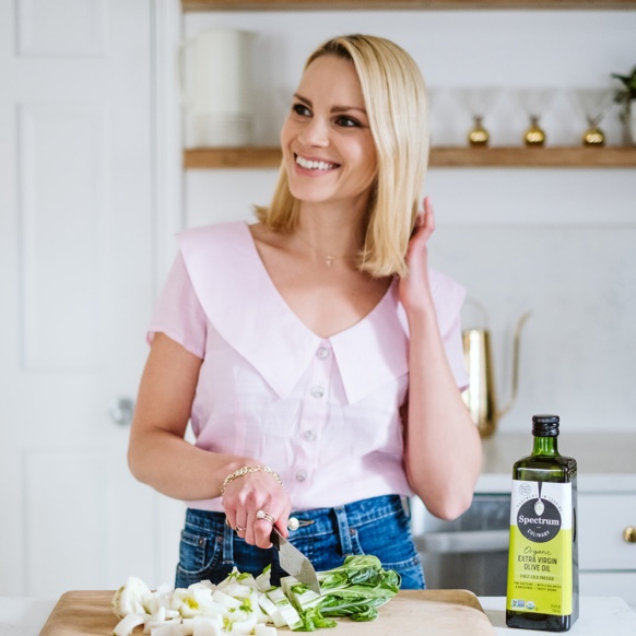 monique volz chopping an onion