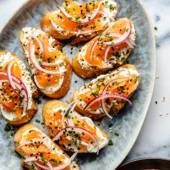 easy smoked salmon crostini on a platter