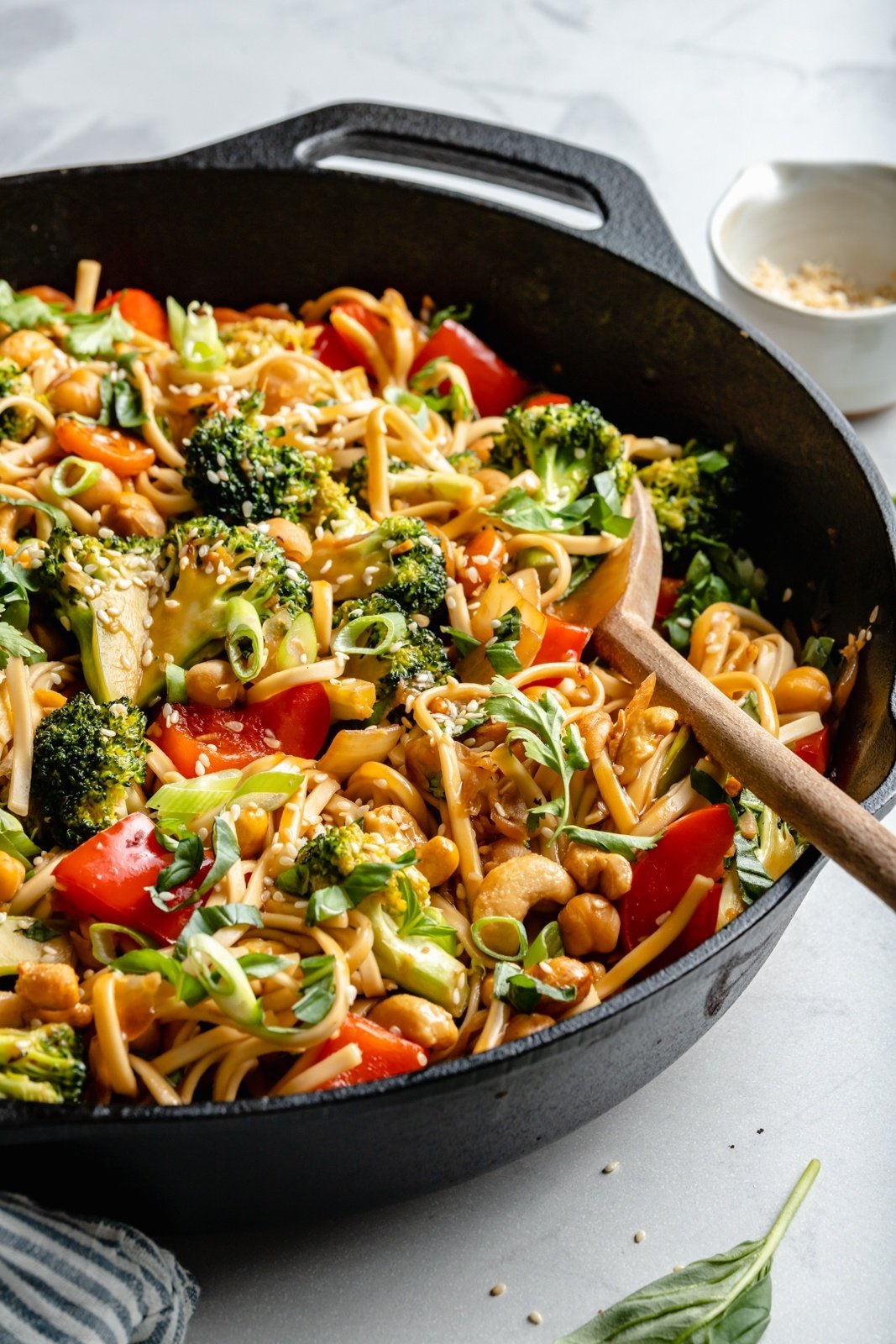 vegan stir fry noodles in a skillet